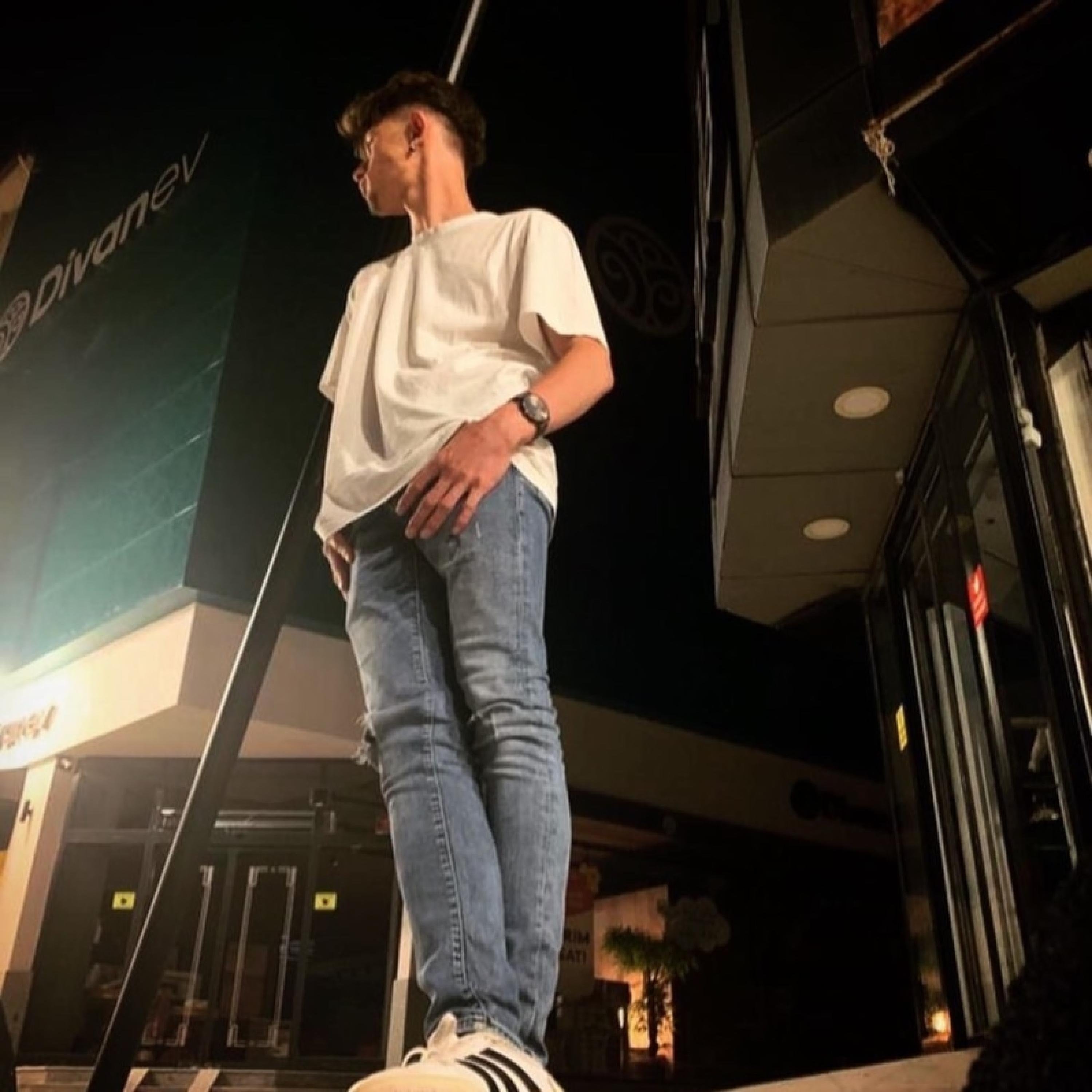 Ensakby kapak fotoğrafı